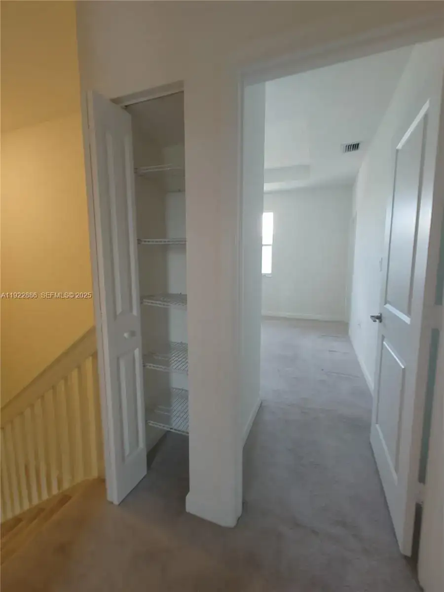 1766 SE 26th Rd, Homestead FL 33035 photo 4