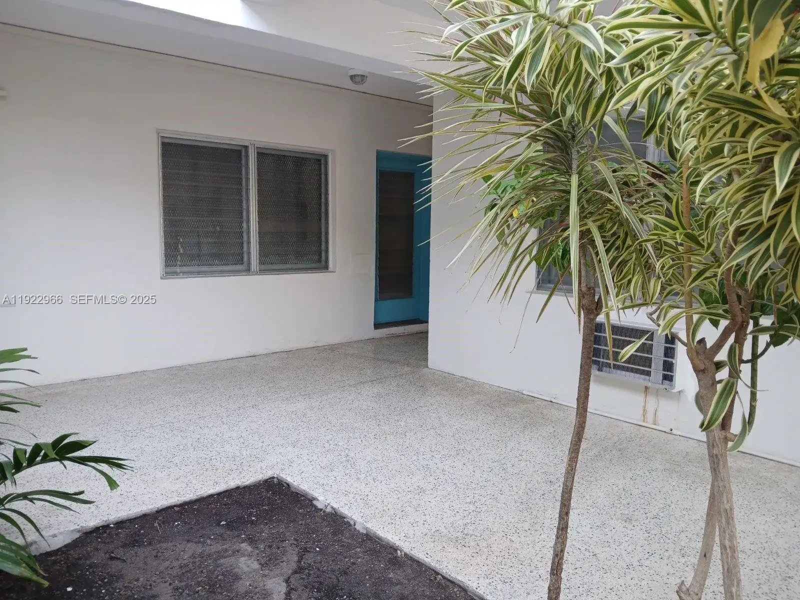 7300 Byron Ave # 8, Miami Beach FL 33141 photo 3