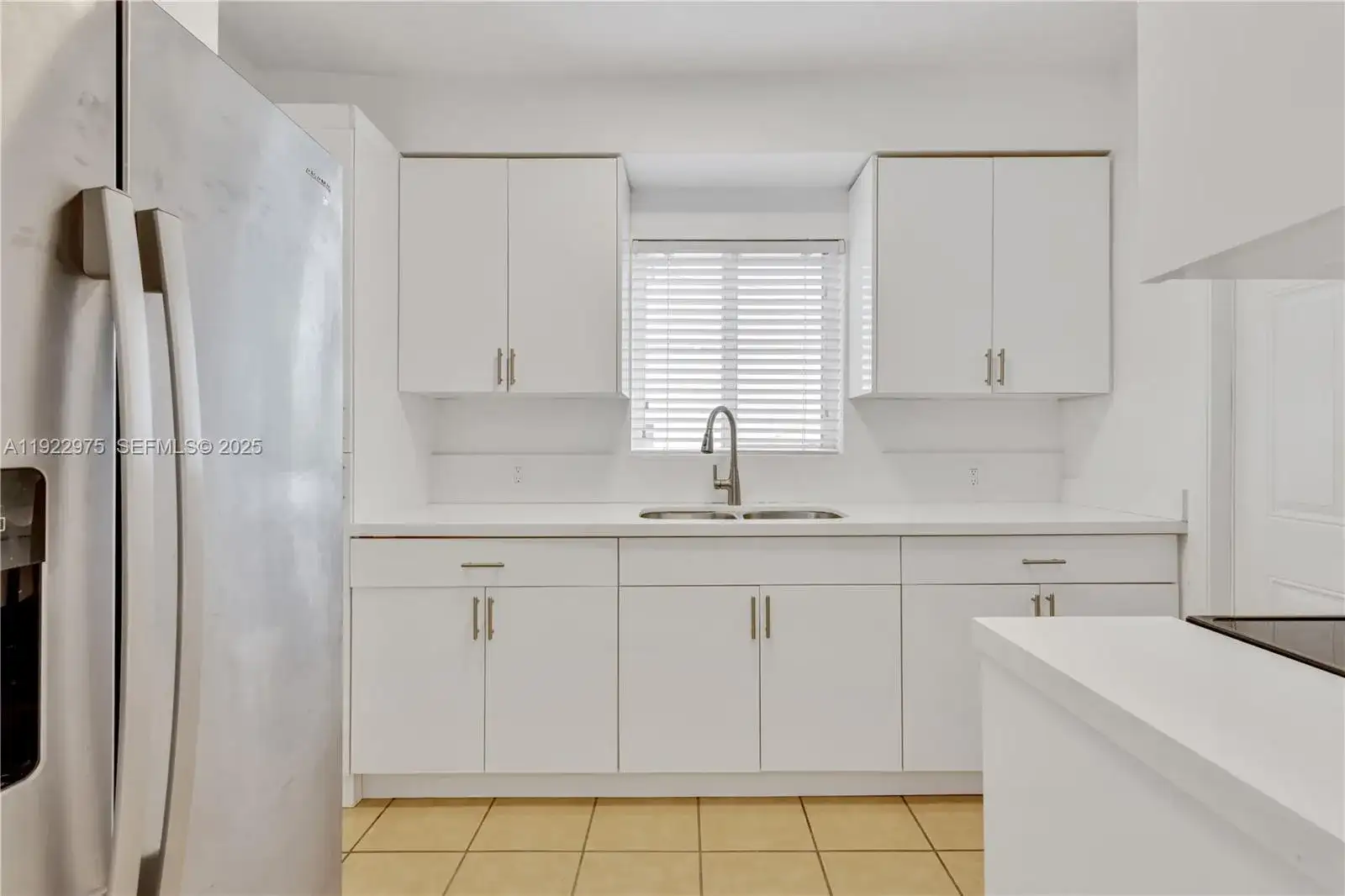 505 SW 11th St # 505, Miami FL 33129 photo 2
