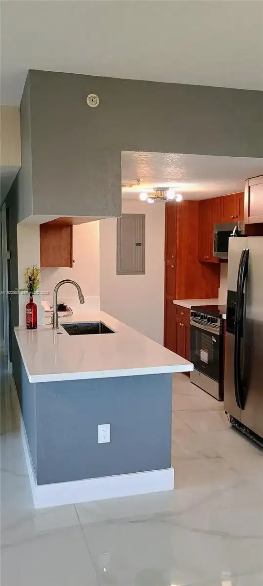 36 NW 6th Ave # 706, Miami FL 33128 photo 2