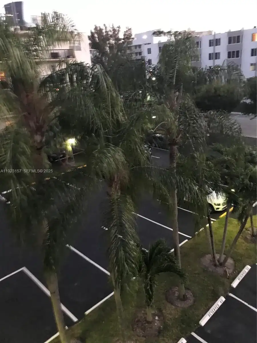 250 181st Dr # 311, Sunny Isles Beach FL 33160 photo 2