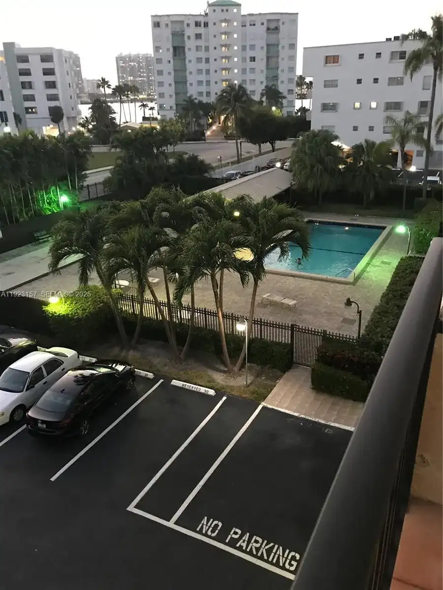 250 181st Dr # 311, Sunny Isles Beach FL 33160 photo 3