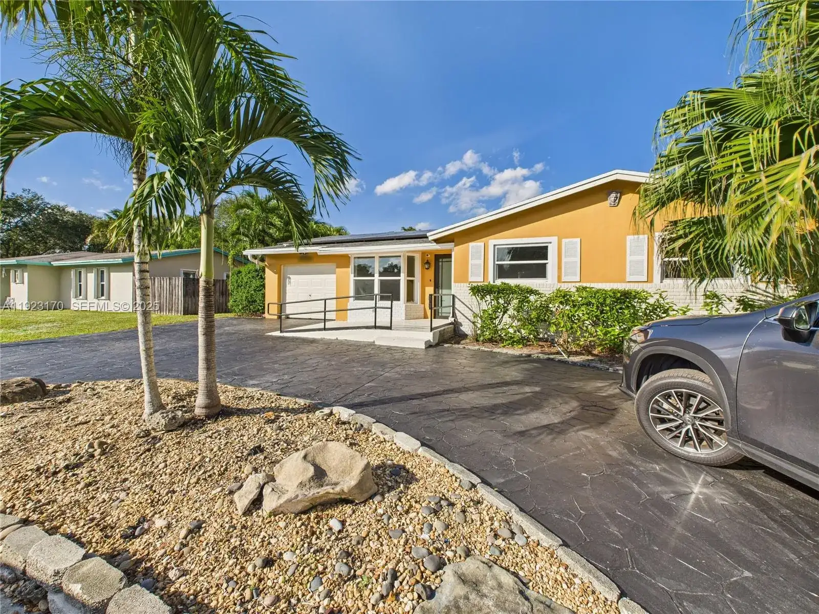 10221 SW 50th Ct, Cooper City FL 33328 photo 3