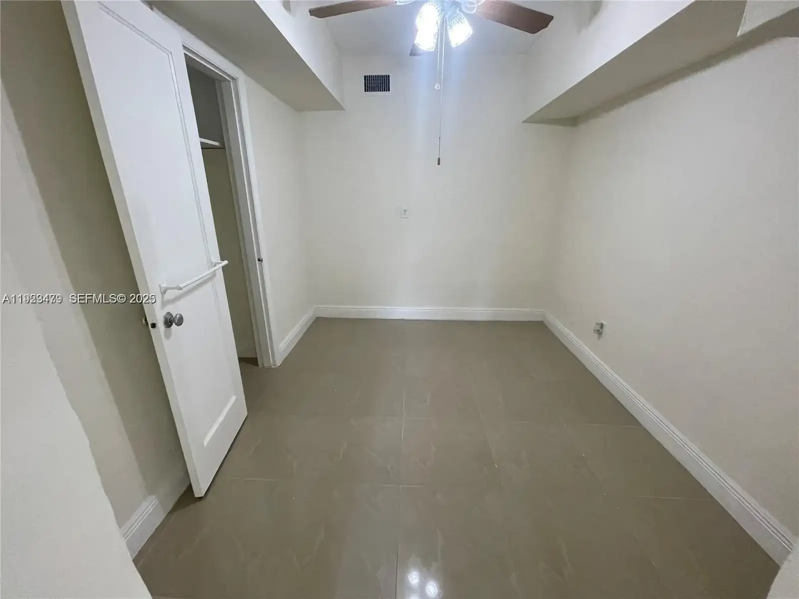 12520 W Randall Park Dr # 1, Miami FL 33167 photo 4