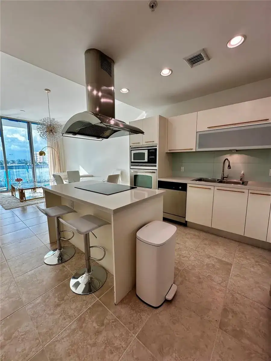 7930 East Dr # 506, North Bay Village FL 33141 photo 2