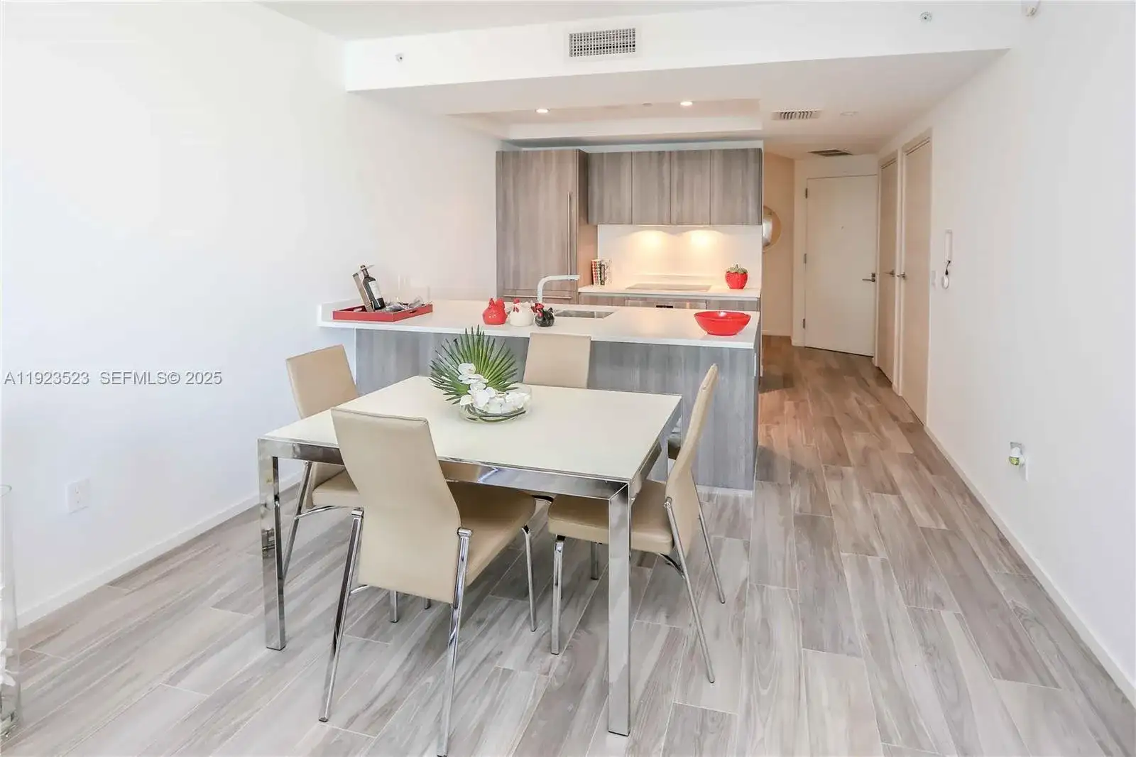 801 S Miami Ave # 3108, Miami FL 33130 photo 4