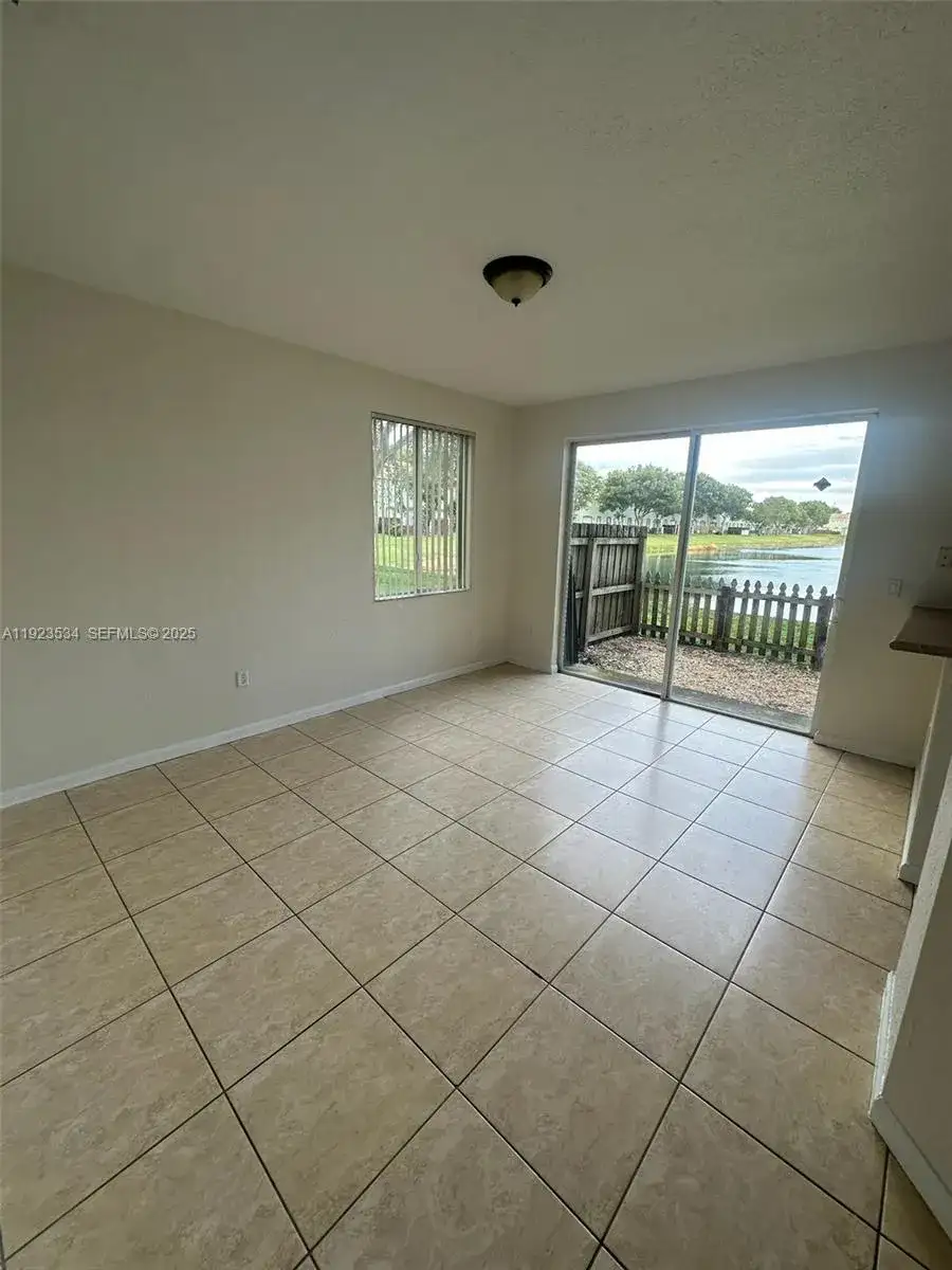 2505 SE 14th Ave # 379, Homestead FL 33035 photo 2
