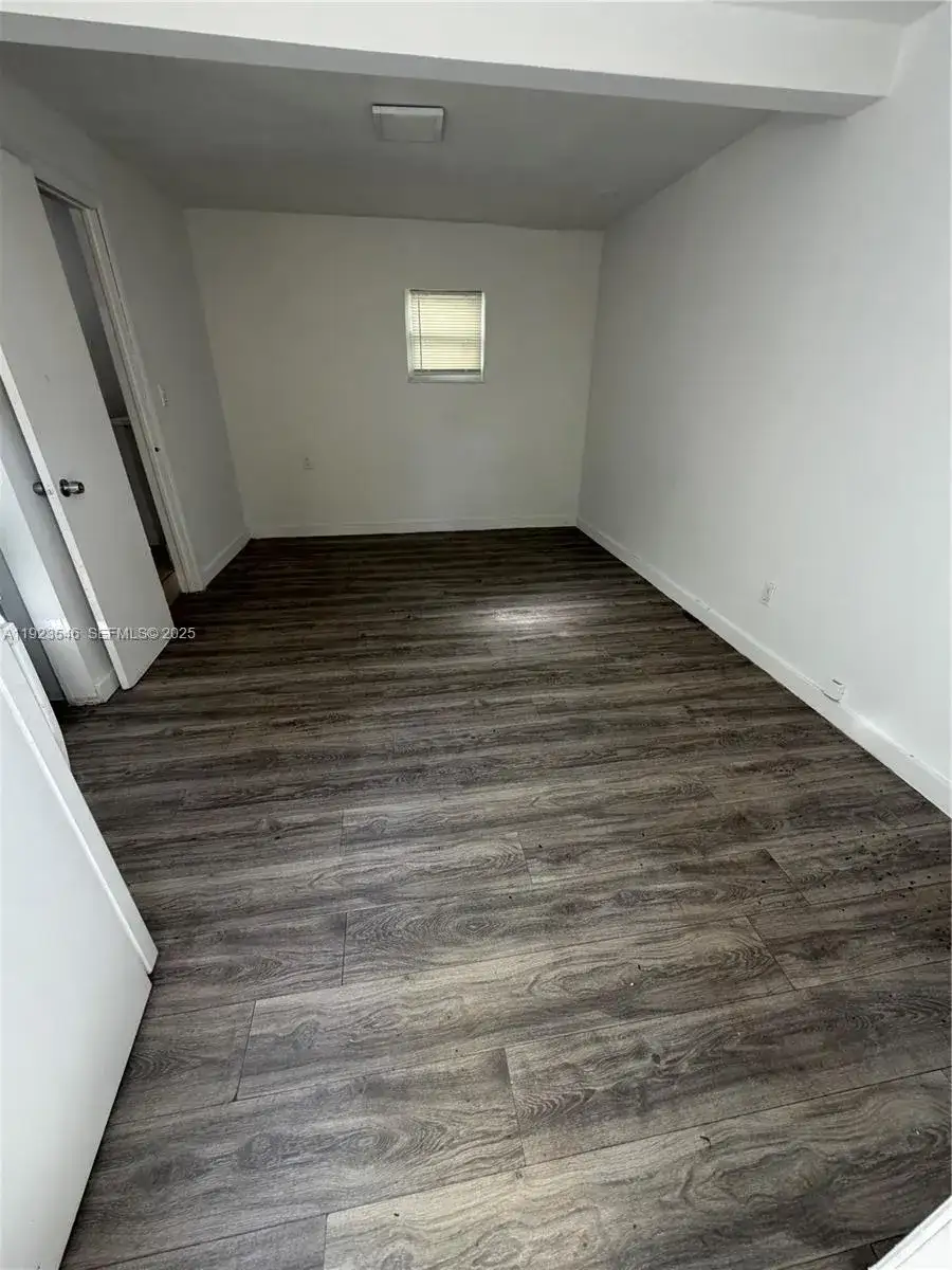 2645 NW 21st Ave # 6B, Oakland Park FL 33311 photo 2