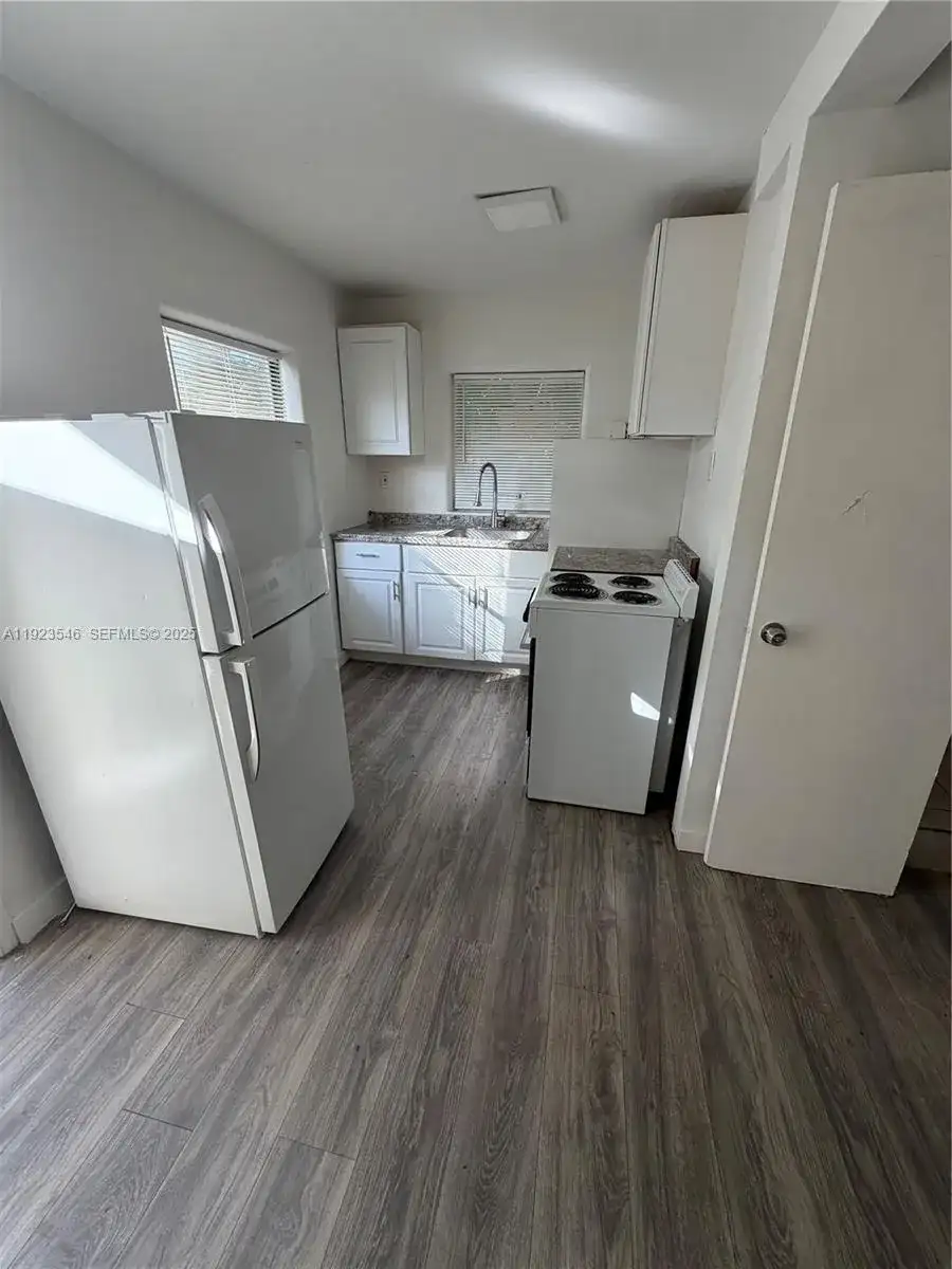 2645 NW 21st Ave # 6B, Oakland Park FL 33311 photo 3