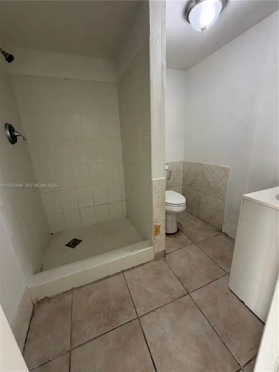 2645 NW 21st Ave # 6B, Oakland Park FL 33311 photo 4