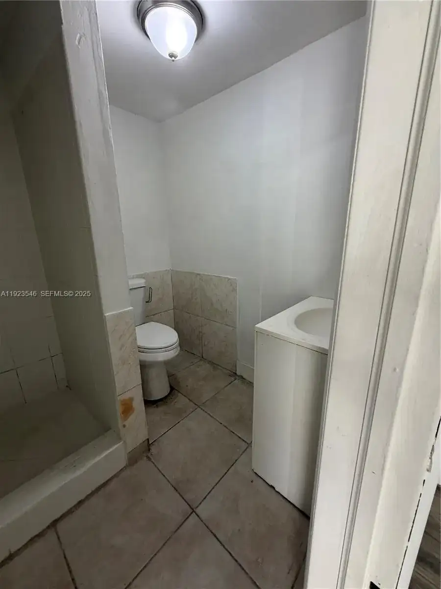 2645 NW 21st Ave # 6B, Oakland Park FL 33311 photo 5