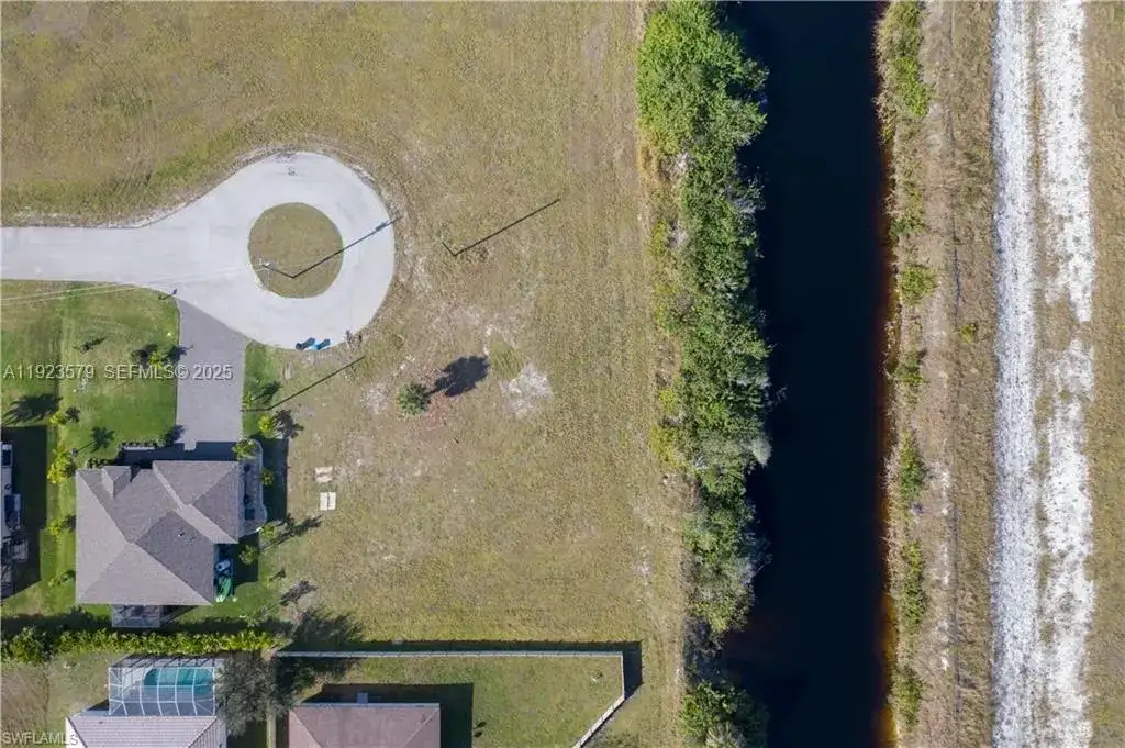 3923 NW 33RD PL, Cape Coral FL 33993 photo 5