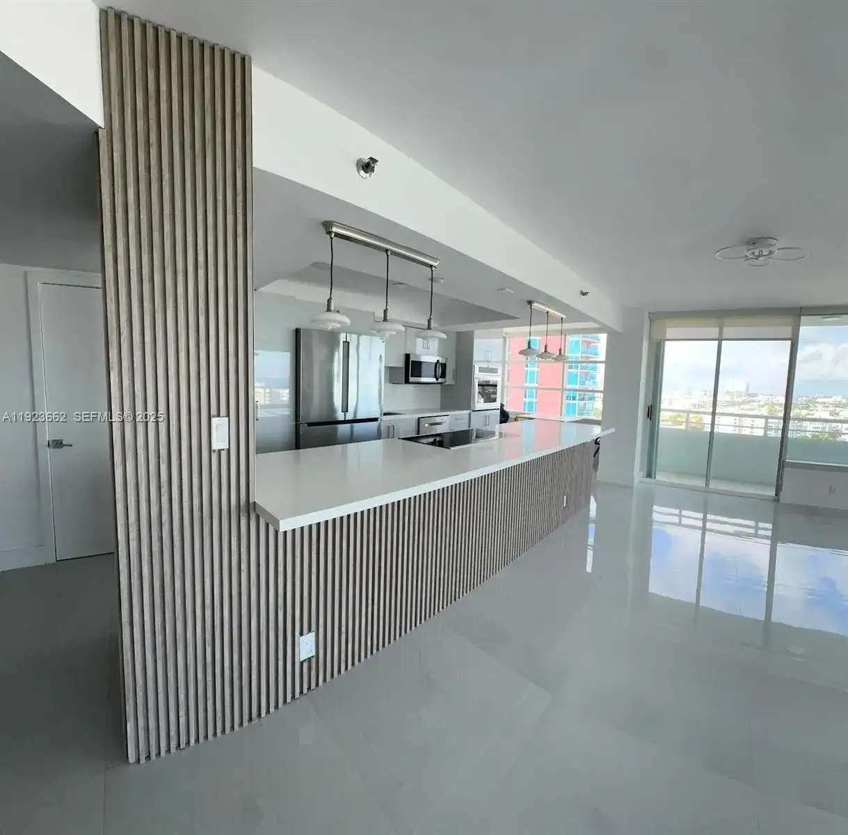 400 S Pointe Dr # 1610, Miami Beach FL 33139 photo 3