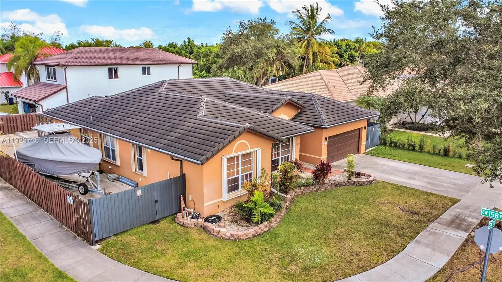 15875 SW 149th Lane, Miami FL 33196 photo 2