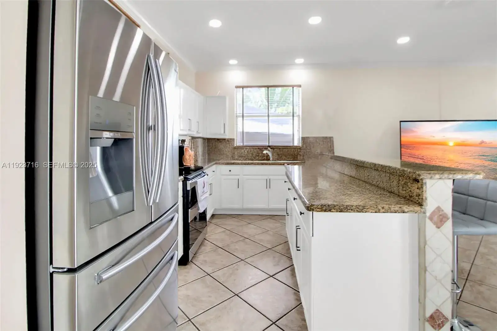 15875 SW 149th Lane, Miami FL 33196 photo 4
