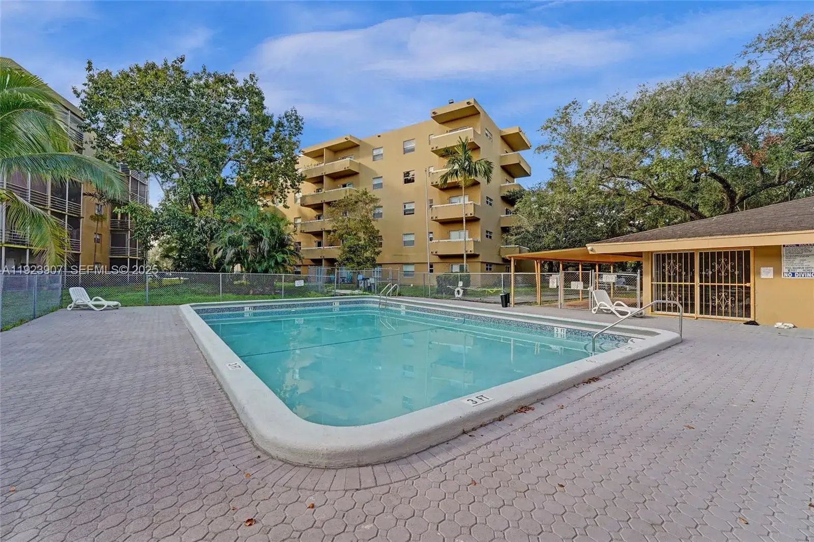 4111 Stirling Rd # 502, Dania Beach FL 33314 photo 3