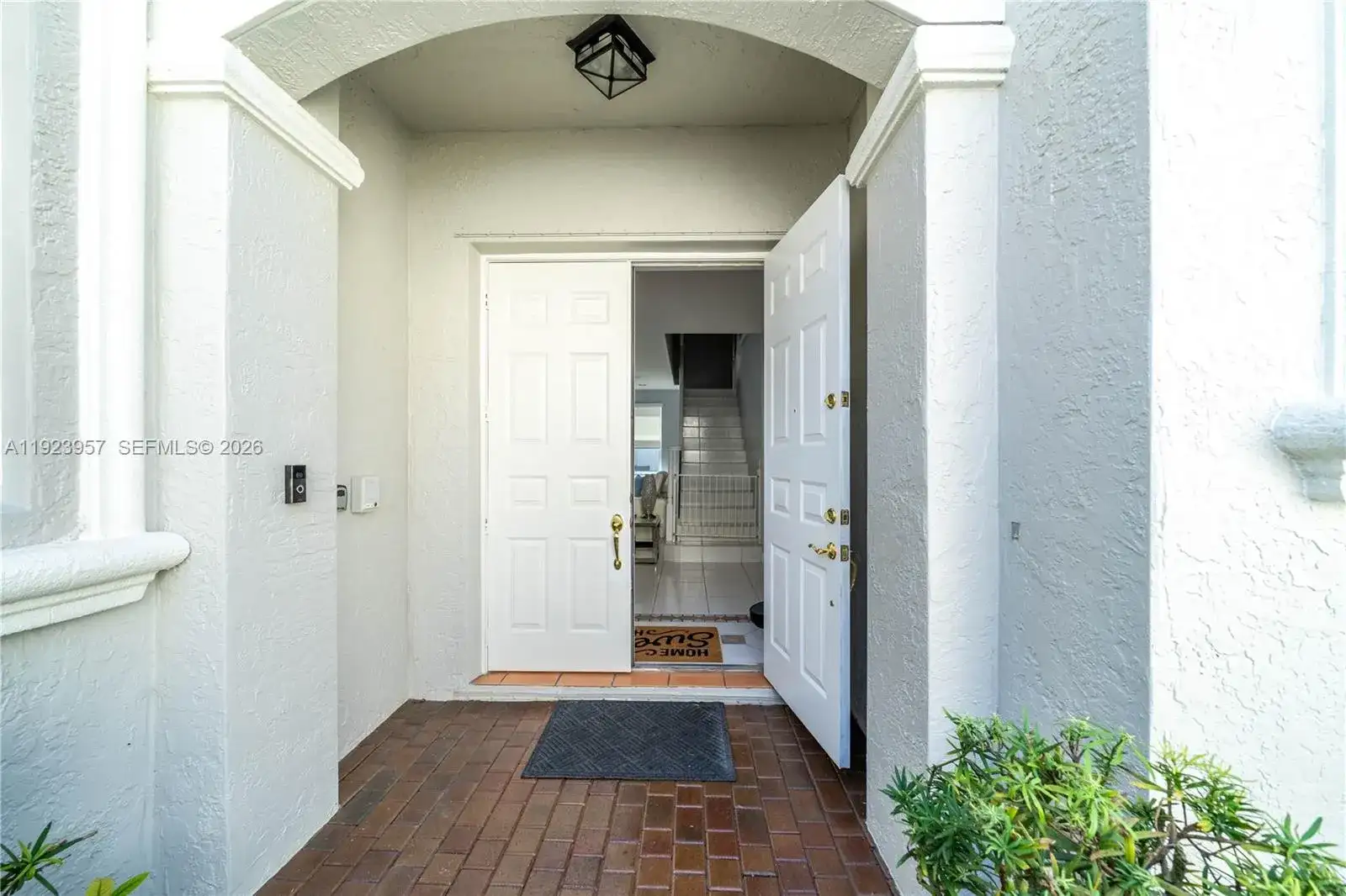 1547 Mariner Way, Hollywood FL 33019 photo 3
