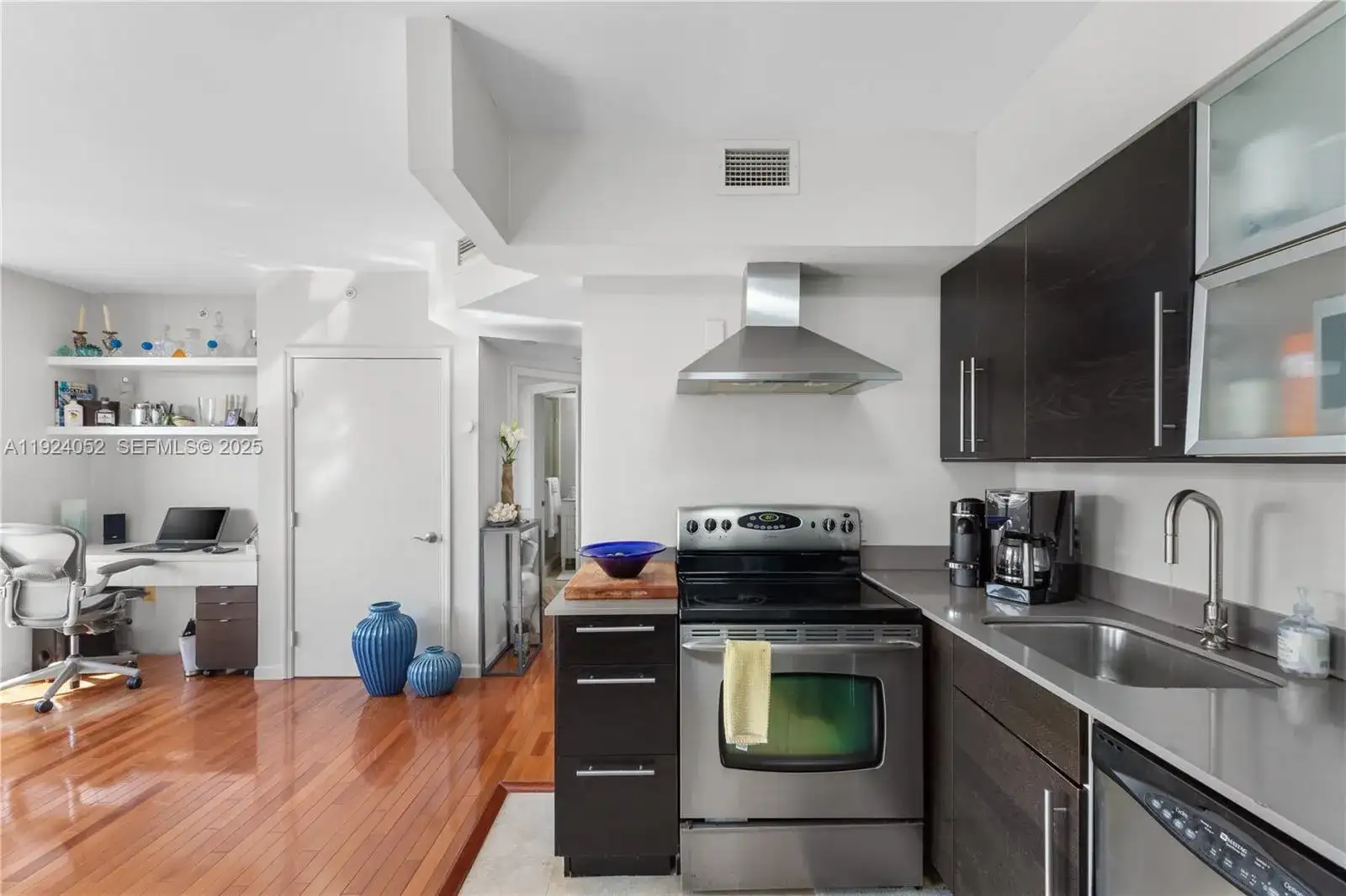 1330 West Ave # 1712, Miami Beach FL 33139 photo 4
