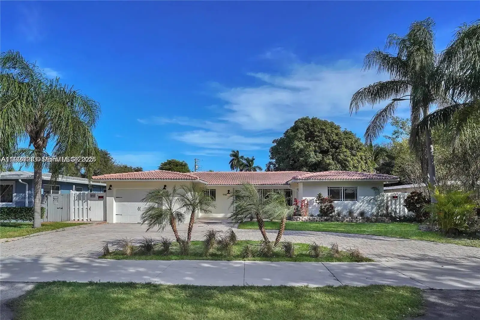 948 NE 26th Ave, Pompano Beach FL 33062 photo 2
