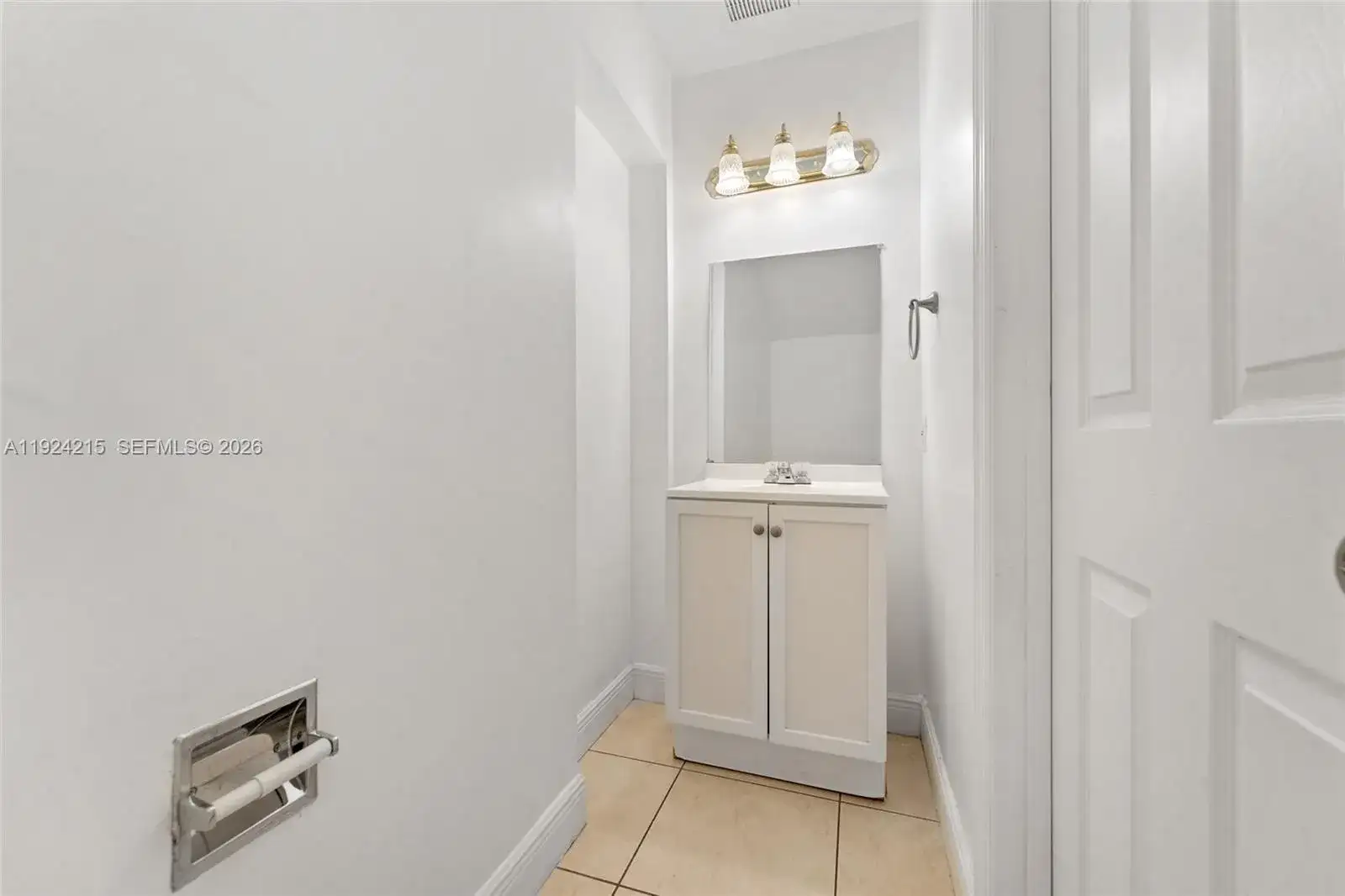 10819 NW 51st Ln, Doral FL 33178 photo 5