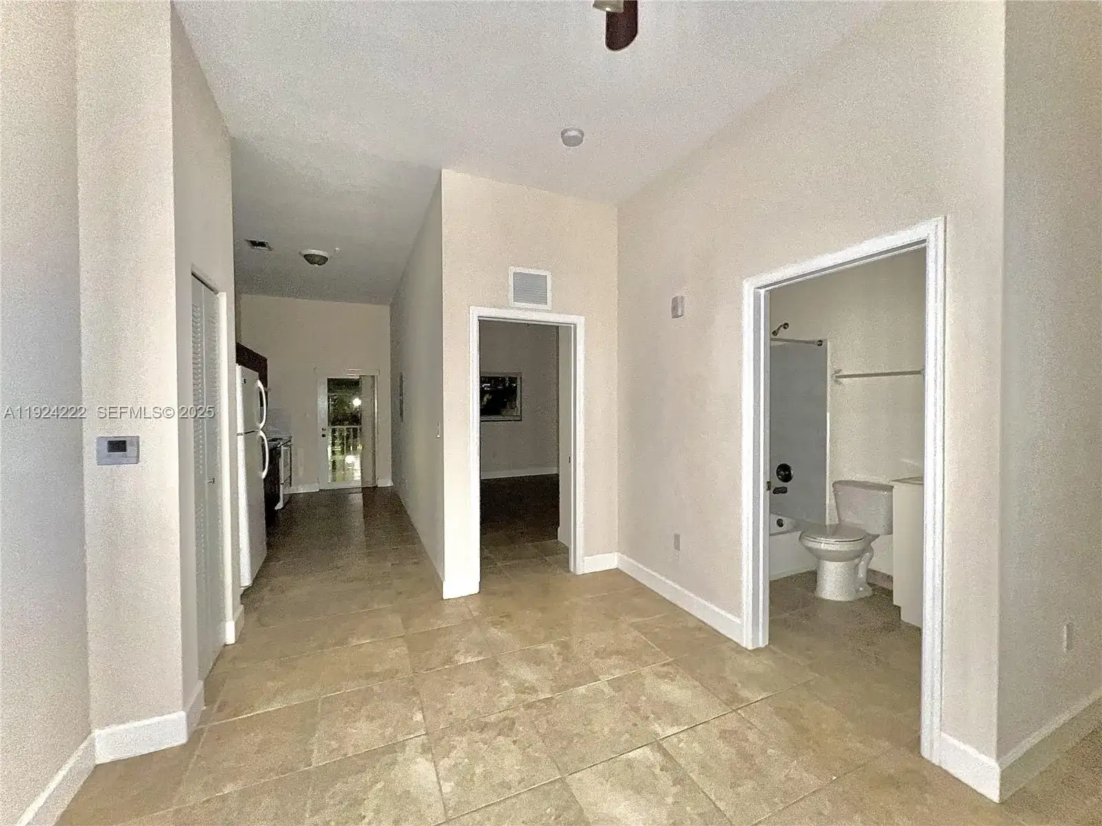 1253 SW 2nd St # 209, Miami FL 33135 photo 2