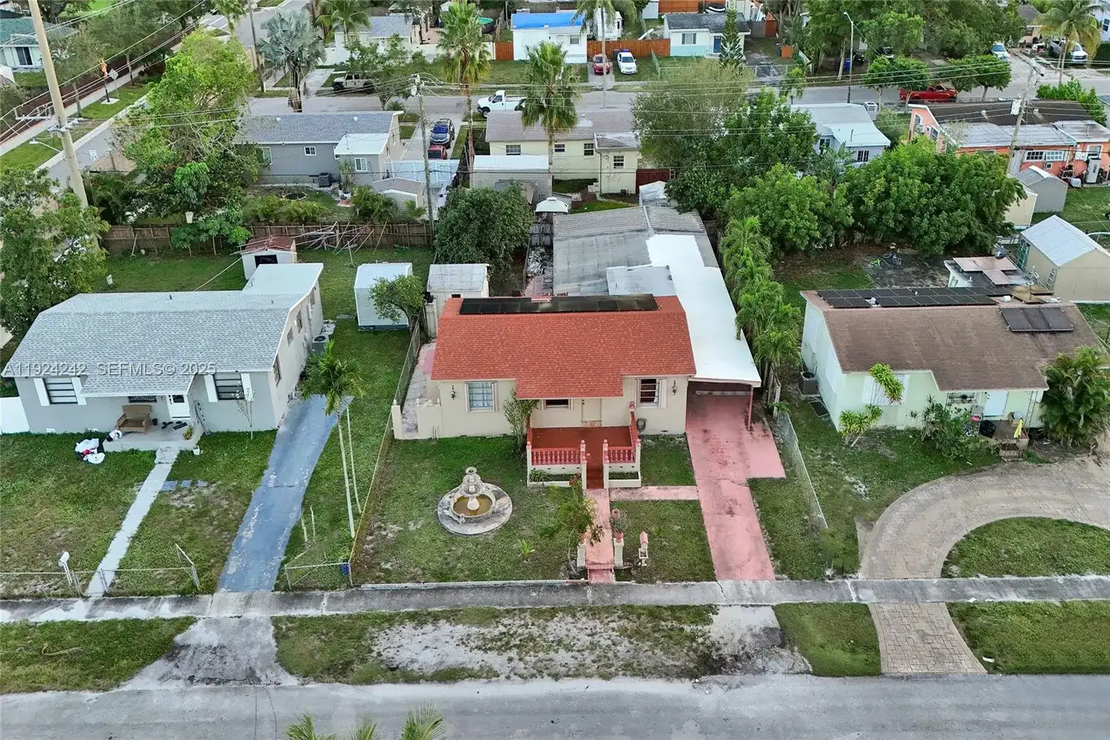 6404 Evans St, Hollywood FL 33024 photo 3