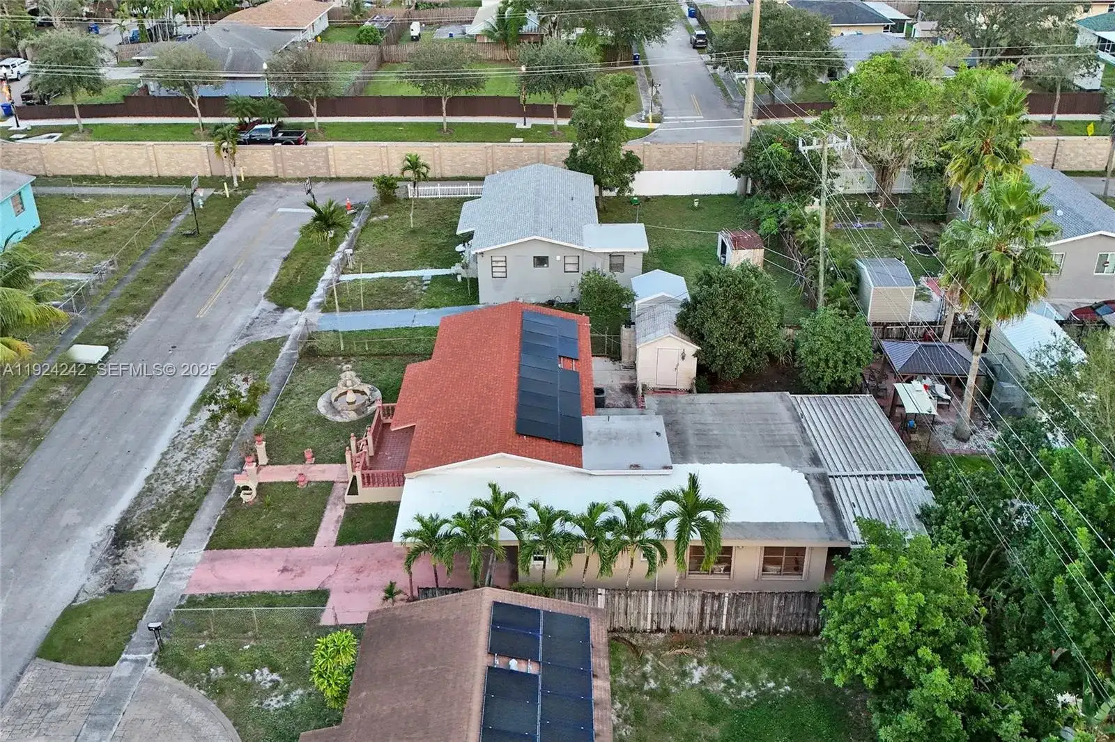 6404 Evans St, Hollywood FL 33024 photo 5