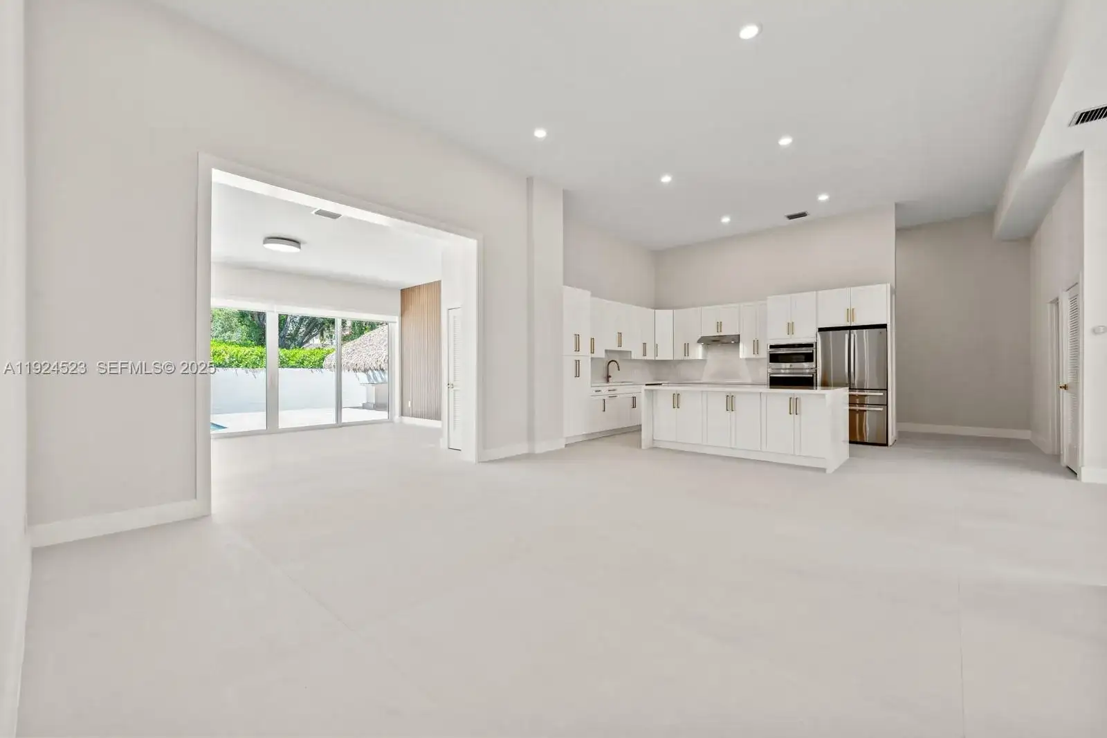 16160 SW 89th Pl, Palmetto Bay FL 33157 photo 4