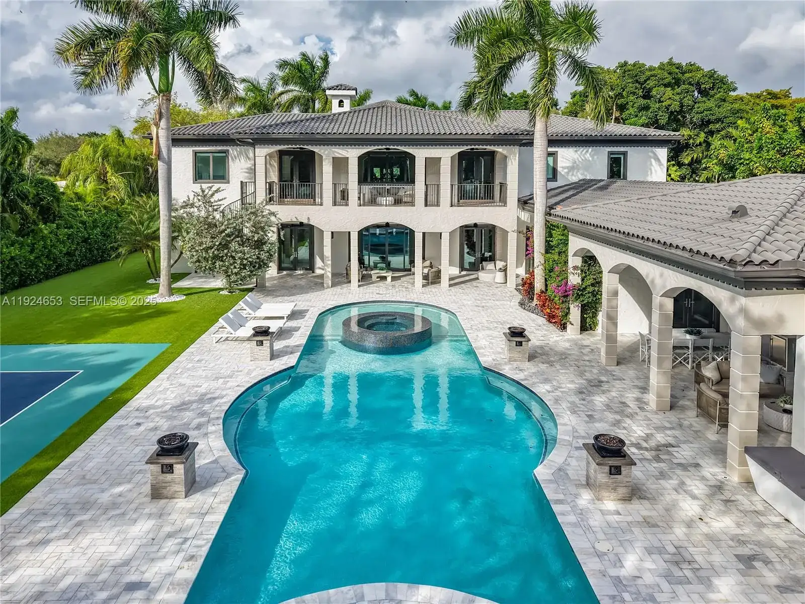 6080 SW 104th St, Pinecrest FL 33156 photo 2
