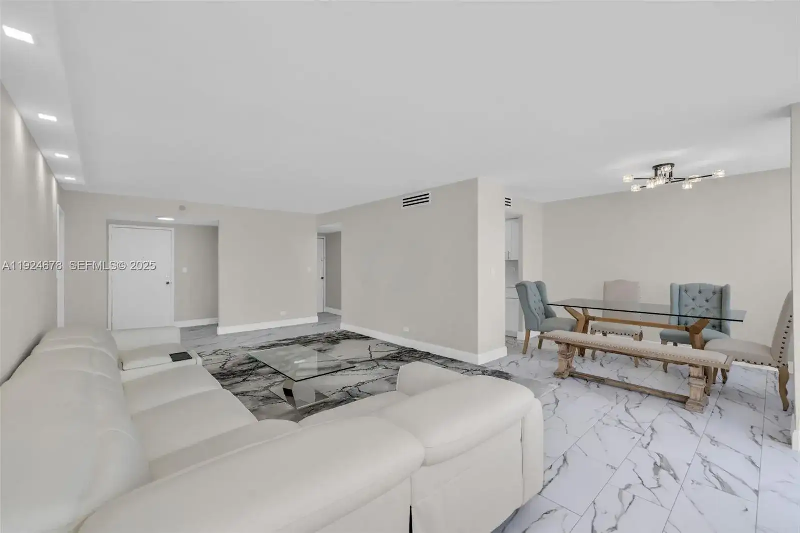251 174th St # 1415, Sunny Isles Beach FL 33160 photo 4