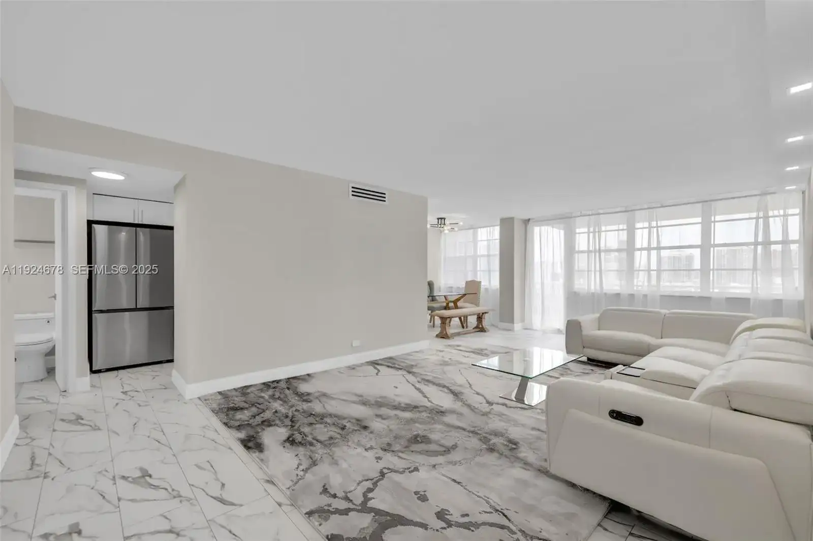 251 174th St # 1415, Sunny Isles Beach FL 33160 photo 5