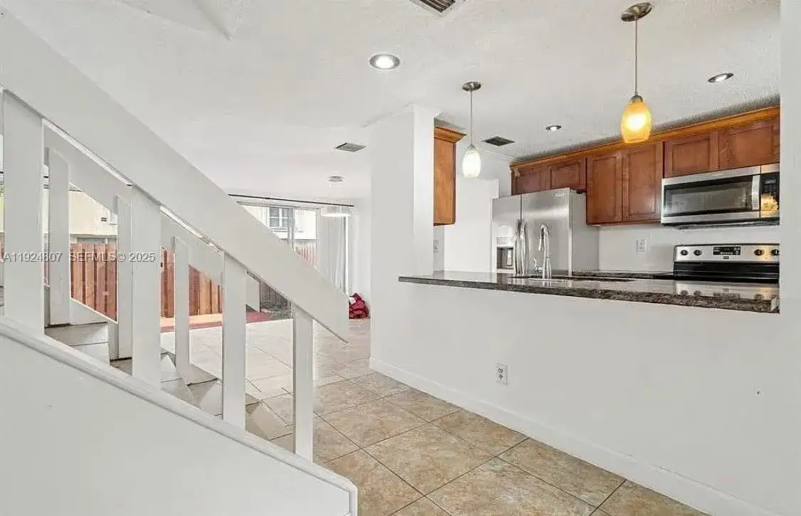 838 NW 82nd Ave # 2, Plantation FL 33324 photo 3