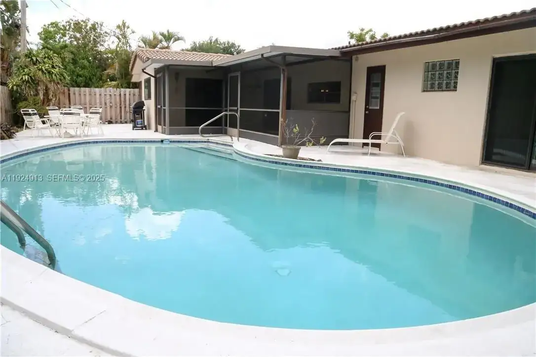 2620 NE 19th St, Pompano Beach FL 33062 photo 3