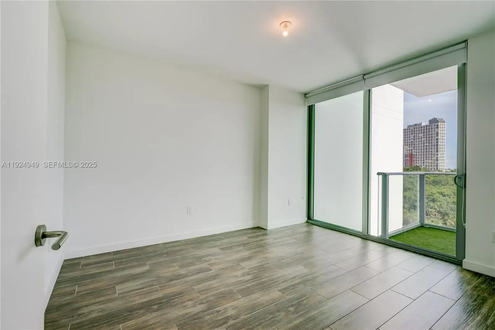 1600 SW 1st Ave # 603, Miami FL 33129 photo 5