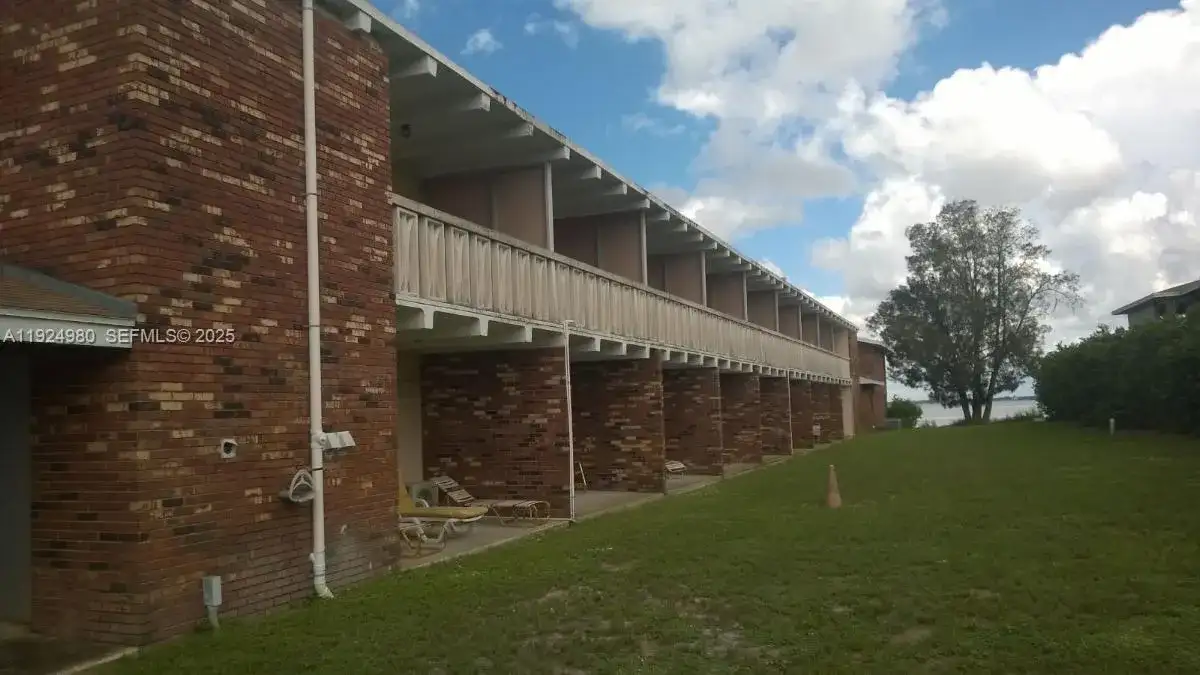 1001 LAKEVIEW DRIVE, Sebring FL 33870 photo 3