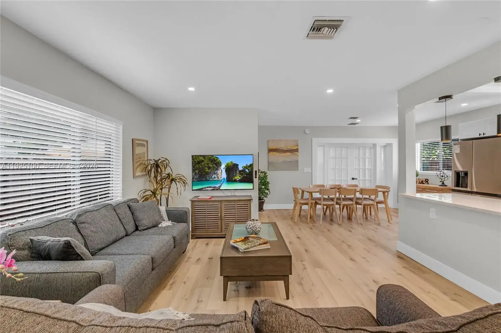 1204 NE 7th St, Pompano Beach FL 33060 photo 5