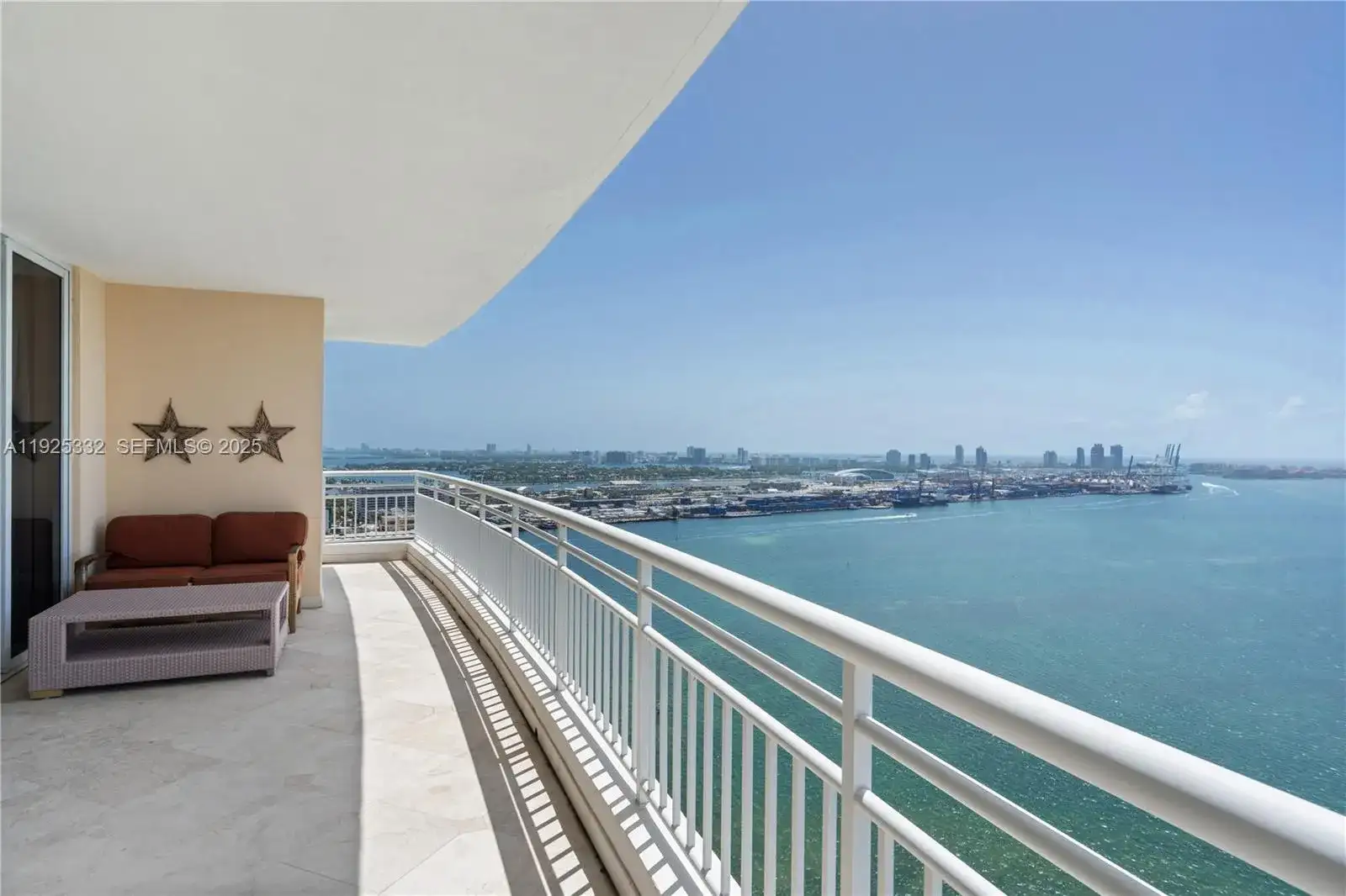 808 Brickell Key Dr # 3304, Miami FL 33131 photo 2