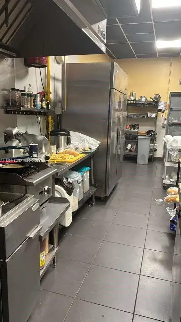 22069 S Dixie Hwy, Miami FL 33170 photo 5