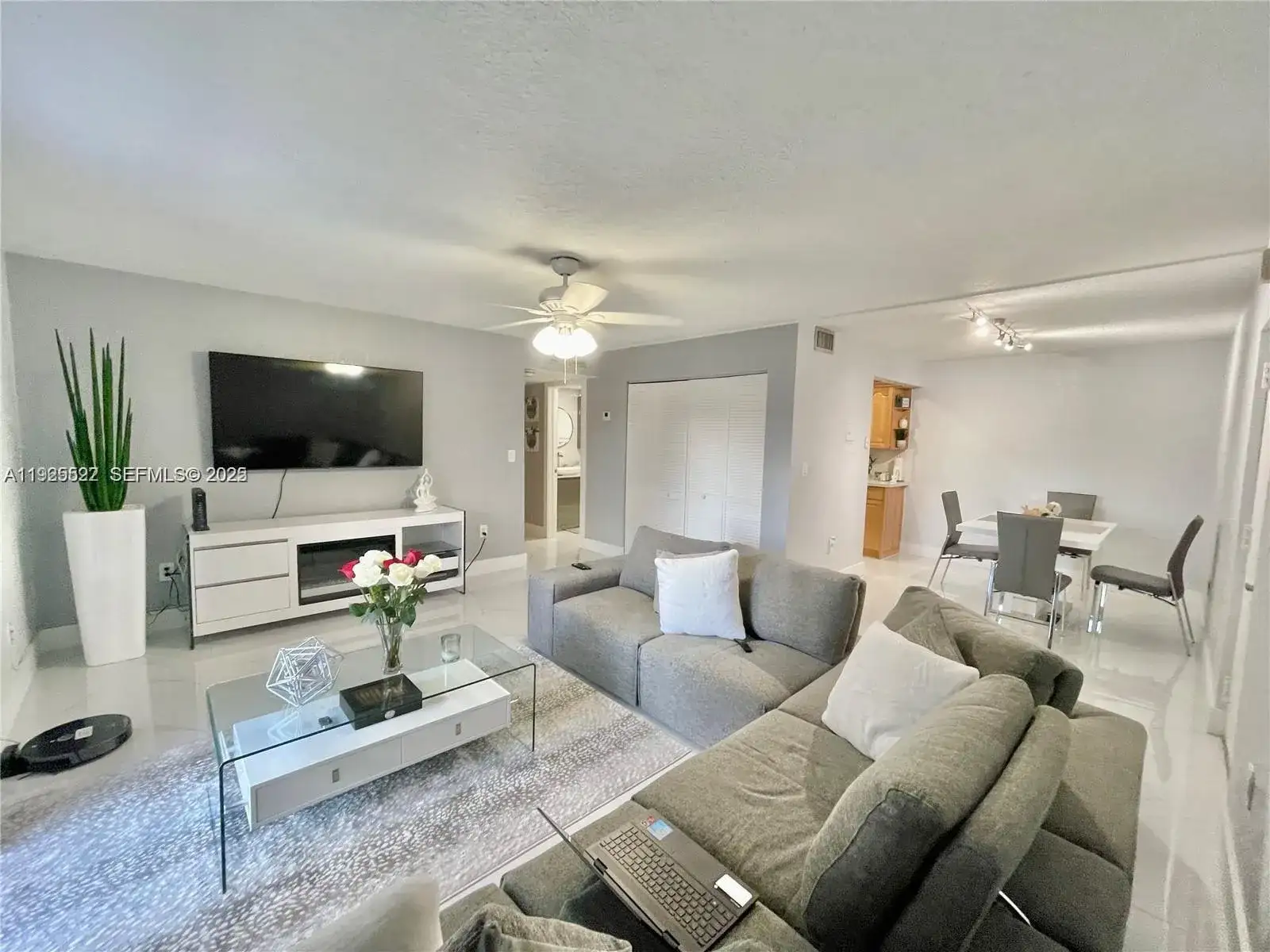 7110 Fairway Dr # L24, Miami Lakes FL 33014 photo 4