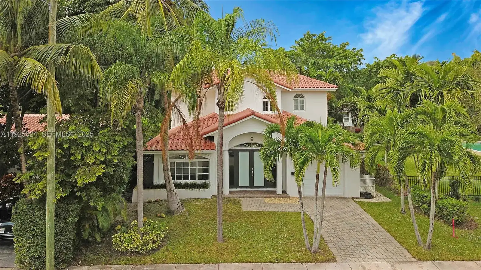 832 Wallace Street, Coral Gables FL 33134 photo 3