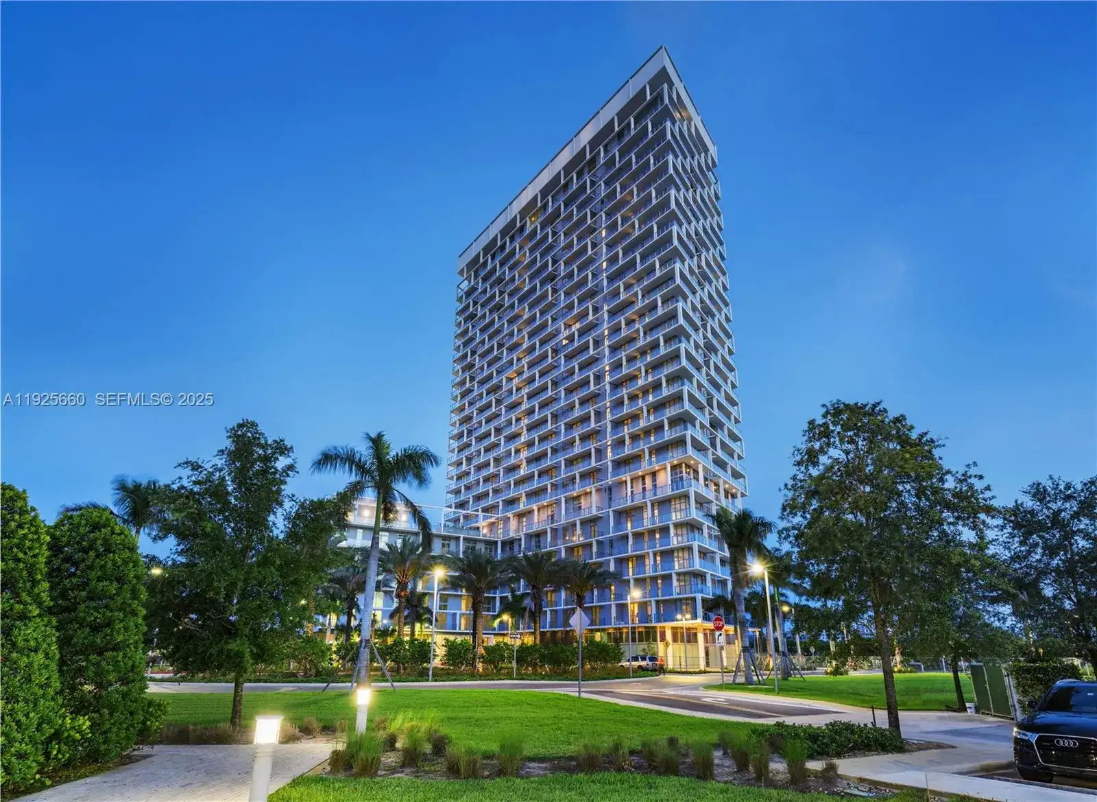 2000 Metropica Way # 1004, Sunrise FL 33323 photo 2