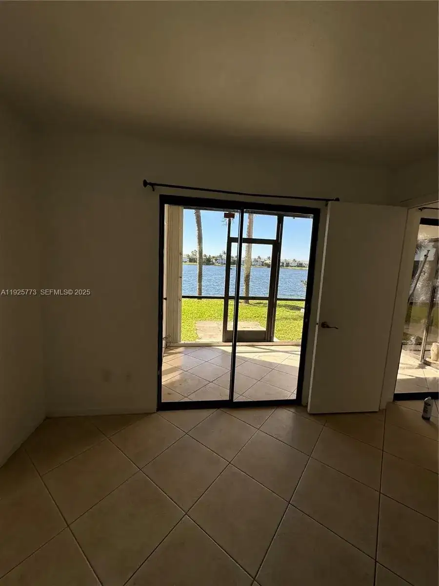 1460 jefferson dr # 1460j, Homestead FL 33034 photo 3