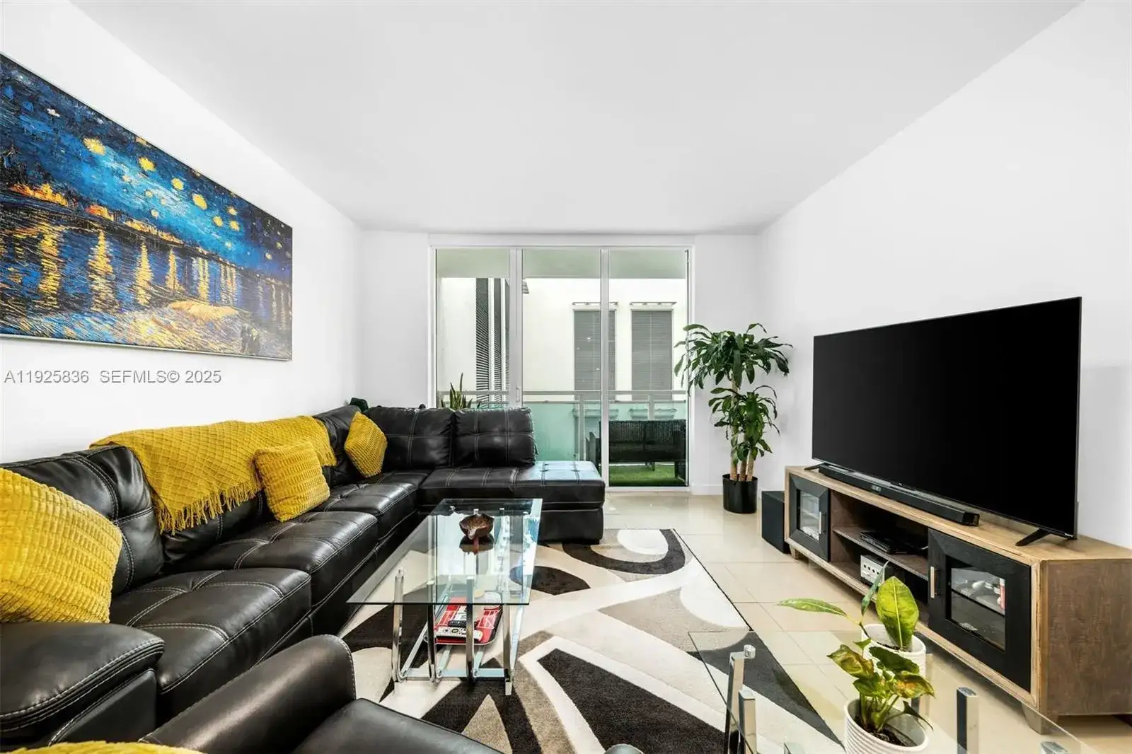 950 Brickell Bay Dr # 803, Miami FL 33131 photo 3