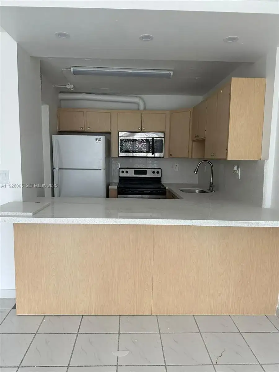 210 172nd St # 542, Sunny Isles Beach FL 33160 photo 5