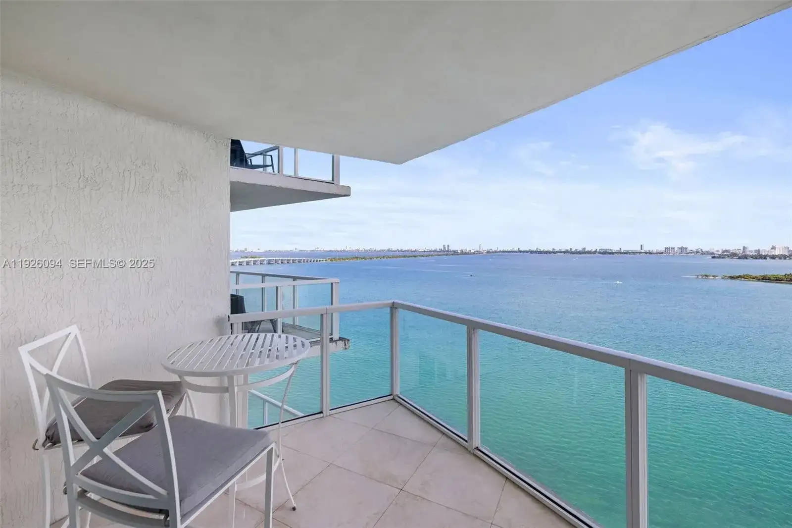 665 NE 25th St # 1801, Miami FL 33137 photo 2