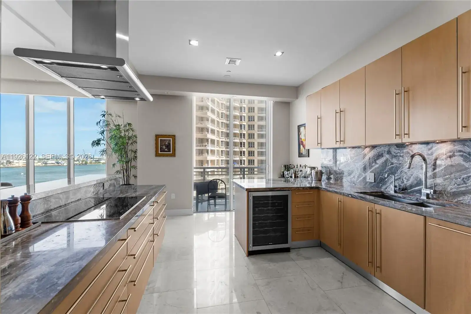 900 Brickell Key Blvd # 803, Miami FL 33131 photo 5