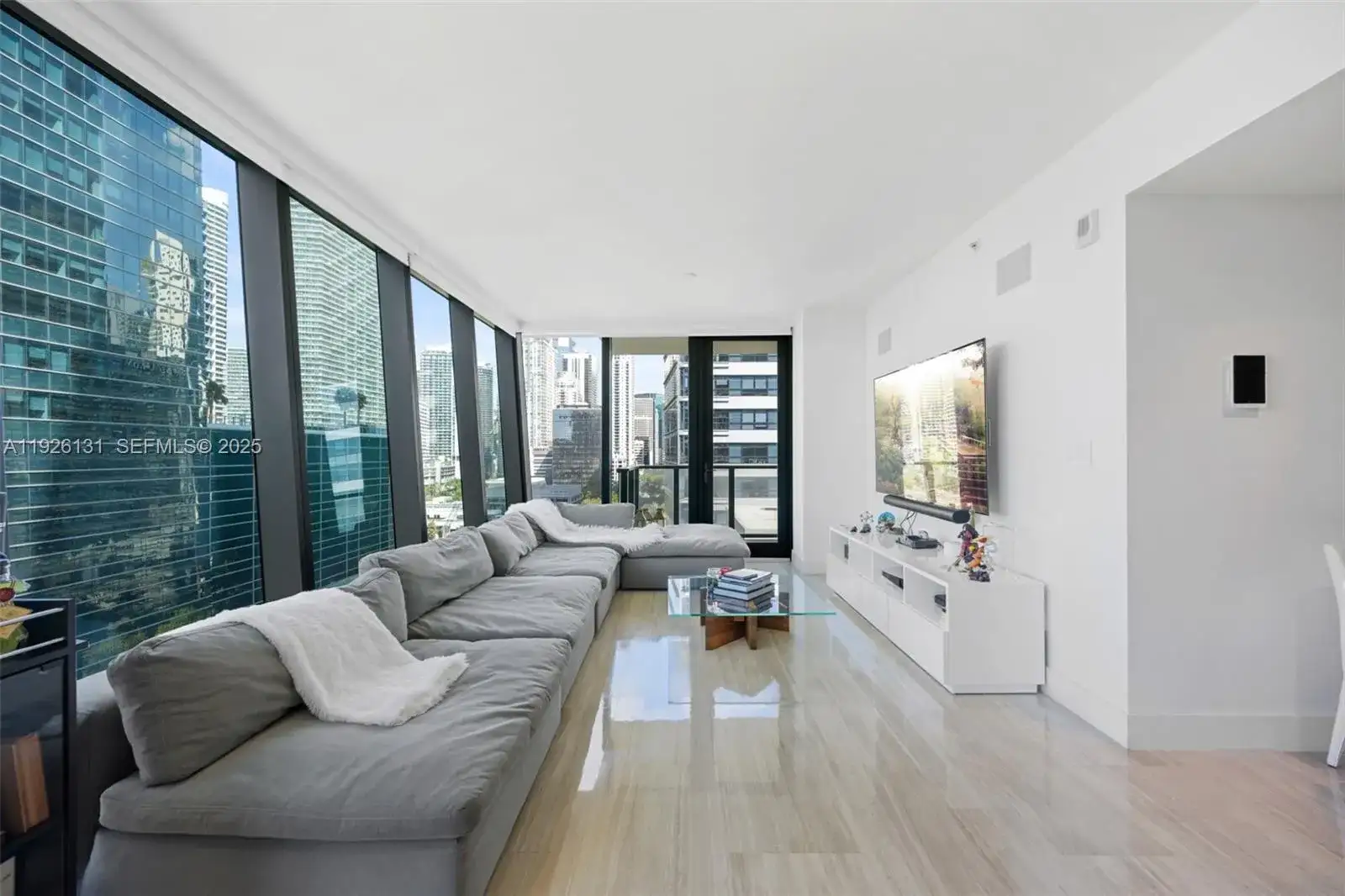 1451 Brickell Ave # 1106, Miami FL 33131 photo 2