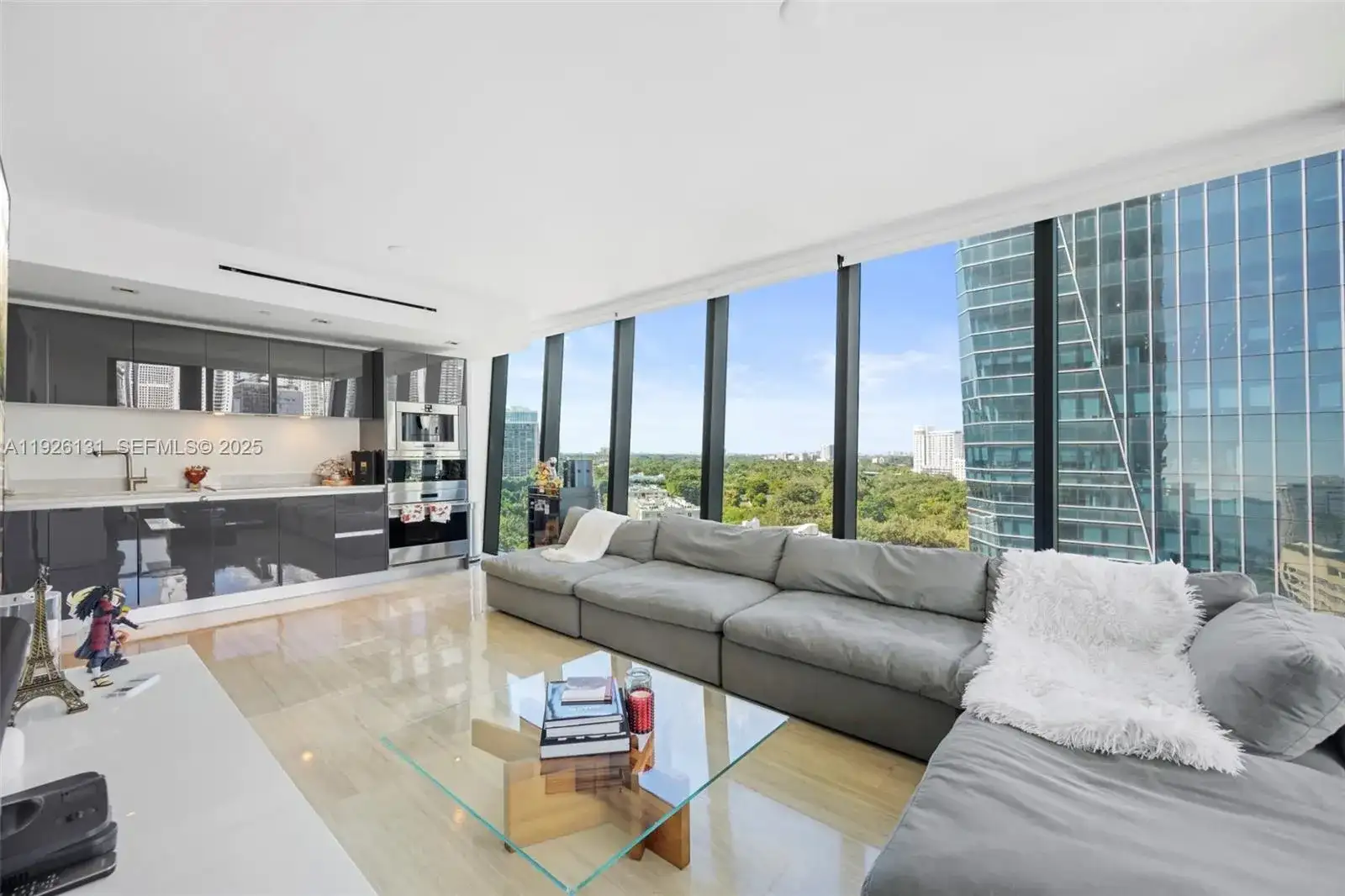 1451 Brickell Ave # 1106, Miami FL 33131 photo 4