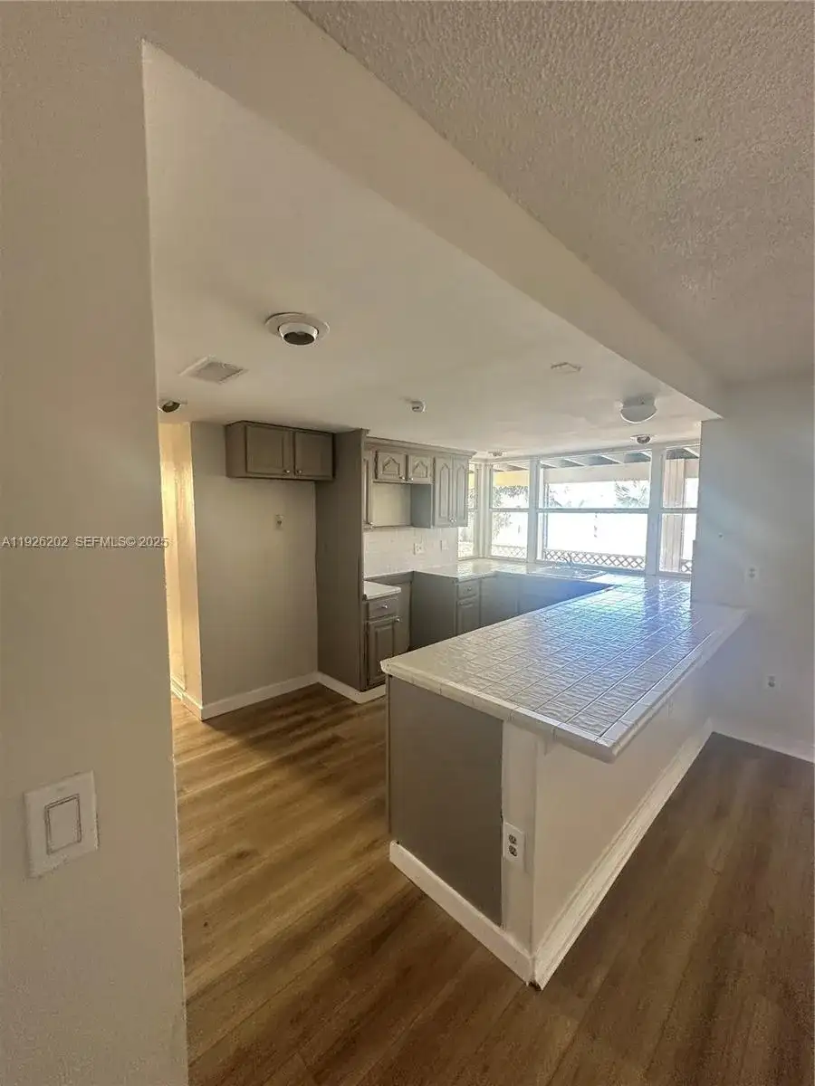 27347 SW 117th Pl, Homestead FL 33032 photo 5