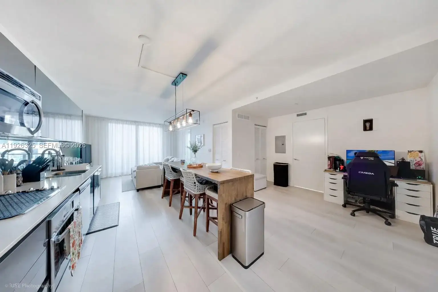 31 SE 6th St # 2506, Miami FL 33131 photo 3
